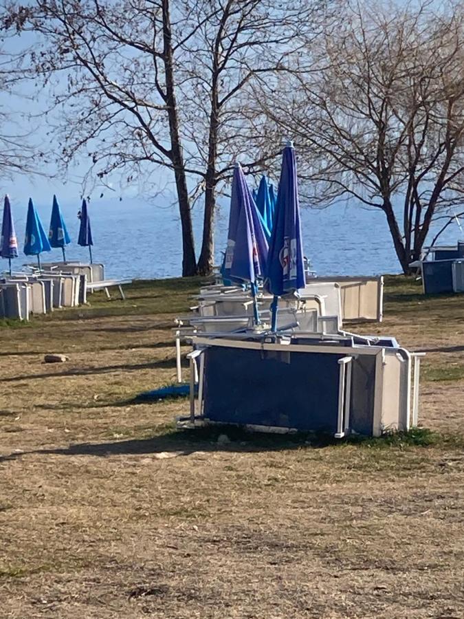 Casa Vacanza Sole Lago… Intra Exterior foto