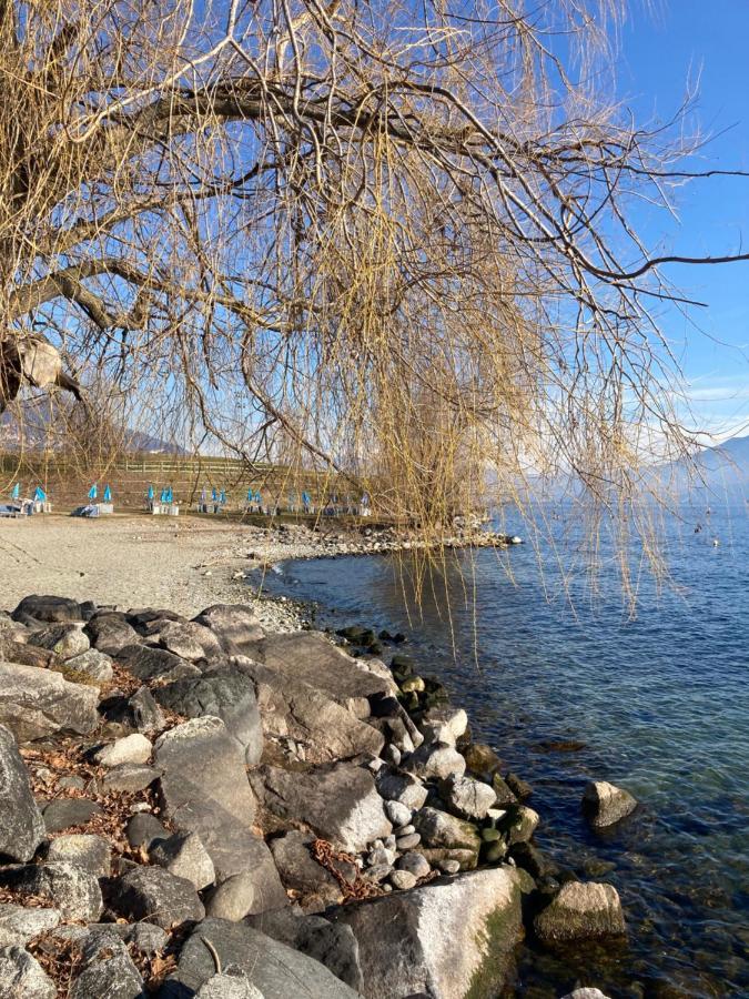 Casa Vacanza Sole Lago… Intra Exterior foto